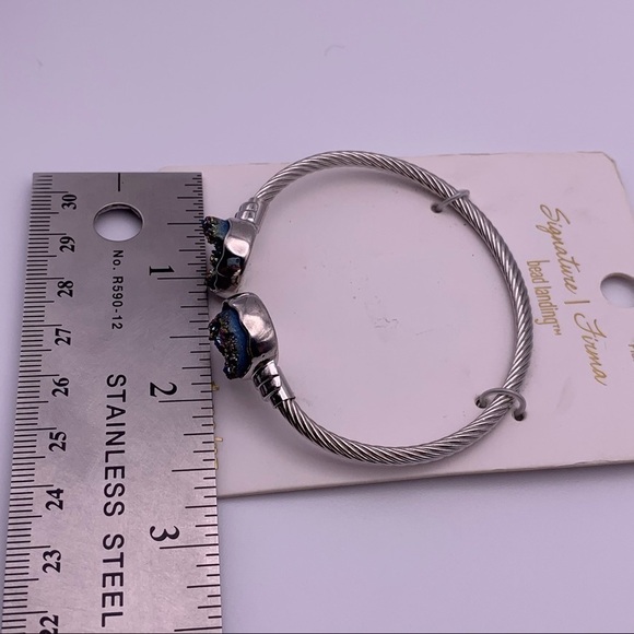 Genuine Stone Silver Toned Cuff Bracelet - Picture 6 of 7